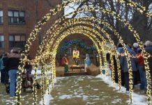 Wadena residents display Nativity scenes en masse, after atheist group threatened city