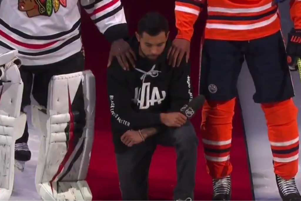 Minnesota Wild's Matt Dumba first NHL player to kneel during anthem