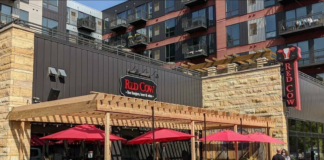 Minnesota tweaks restaurant dining rules in favor of industry