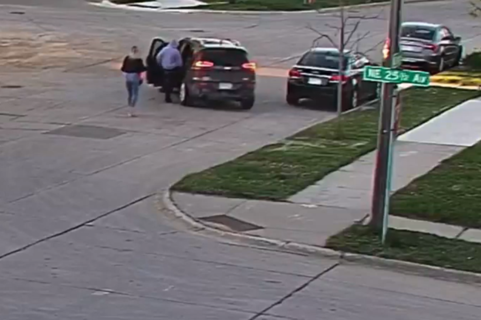 Northeast Minneapolis Carjacking Captured On Video Friday Alpha News