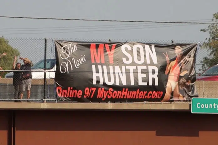 Minnesotans promote ‘My Son Hunter’ movie over highway overpass