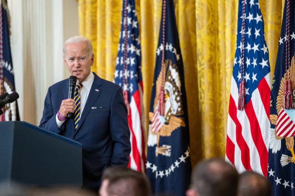 Federal Judge Blocks Biden's 'unconstitutional' Student Loan ...