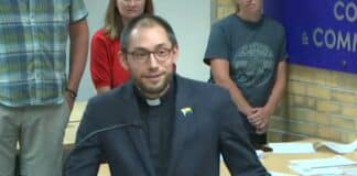 Northfield declares itself an ‘LGBTQIA+ Sanctuary City,’ vows to ‘limit cooperation’ with federal actions Northfield