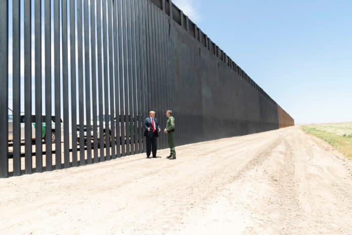 borderwall-1