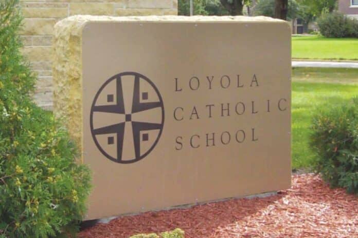 loyola Loyola