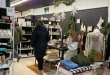 Small Business Saturday shopping