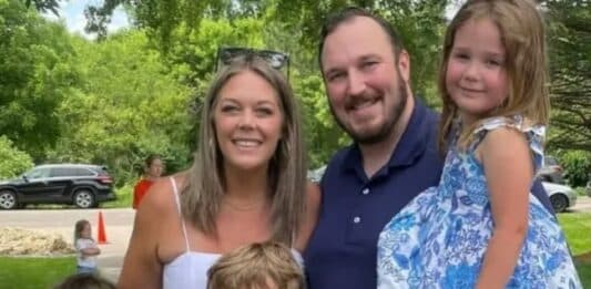 Jessi Pierce along with her husband and three children/Photo via GoFundMe