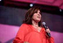 Michele Tafoya speaks at the 2023 Young Women's Leadership Summit.