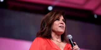 Michele Tafoya speaks at the 2023 Young Women's Leadership Summit.